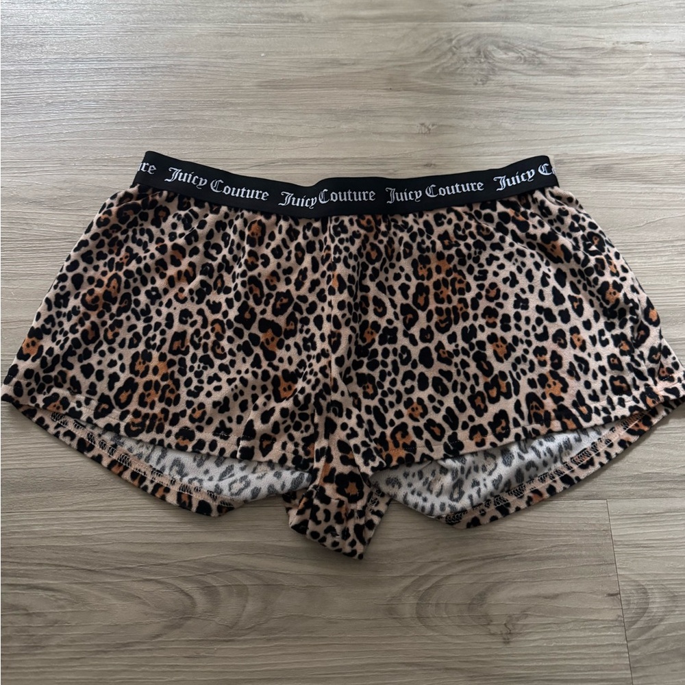 Juicy Couture Leopard Print Athletic Lounge Shorts - Black Waistband